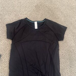 Ivivva Black Short Sleeve Tee